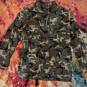 LOVE TREE Camo Jacket